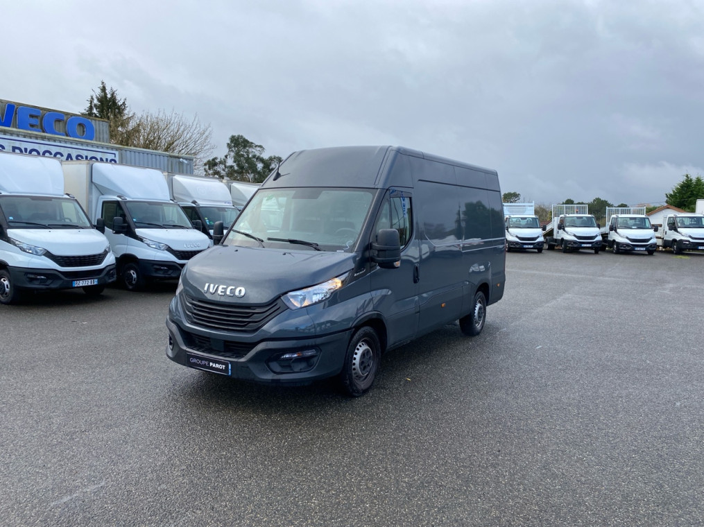 IVECO Daily 35S Fg 35S14A8 V12 Hi-Matic