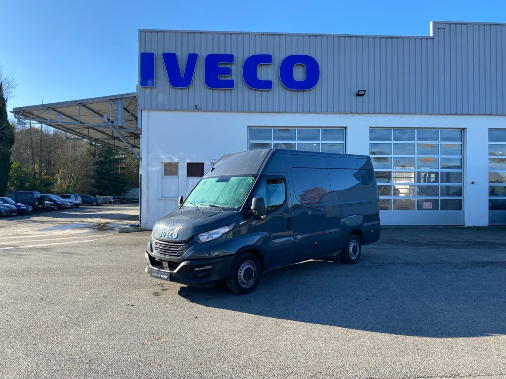 IVECO Daily 35S Fg 35S14A8 V12 Hi-Matic