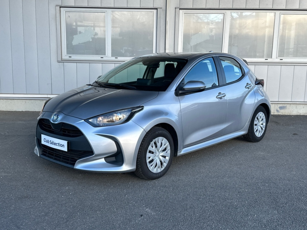 Toyota Yaris 116h Dynamic 5p MY22