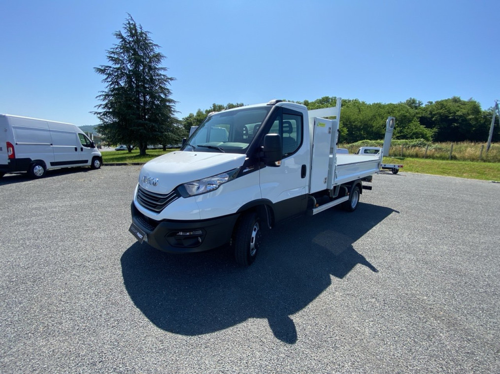 IVECO Daily CCb 35C18H empattement 3750 3.0 Tor Hi-Matic