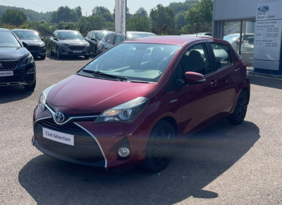 Toyota Yaris HSD 100h Business 5p