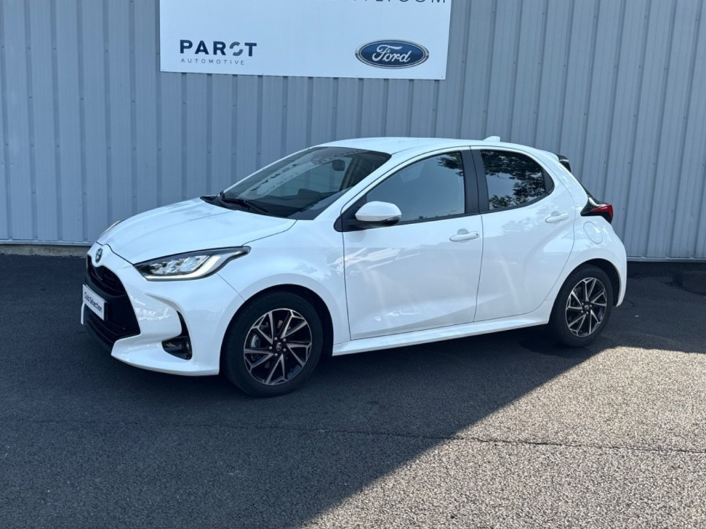 Toyota Yaris 116h Design 5p MY22