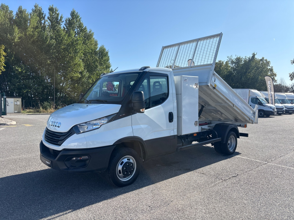 IVECO Daily CCb 35C16H3.0 empattement 3750