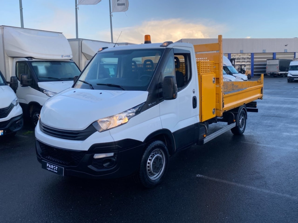 IVECO Daily CCb 35S14S Empattement 3750