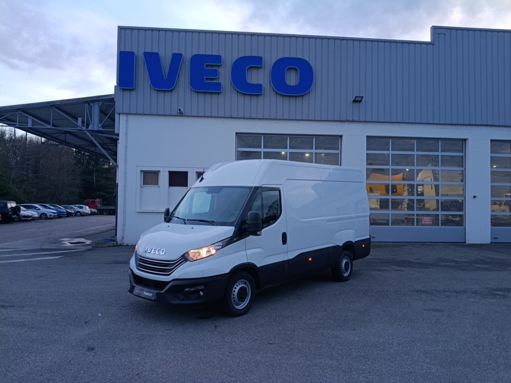 IVECO Daily 35S Fg 35S16 V12