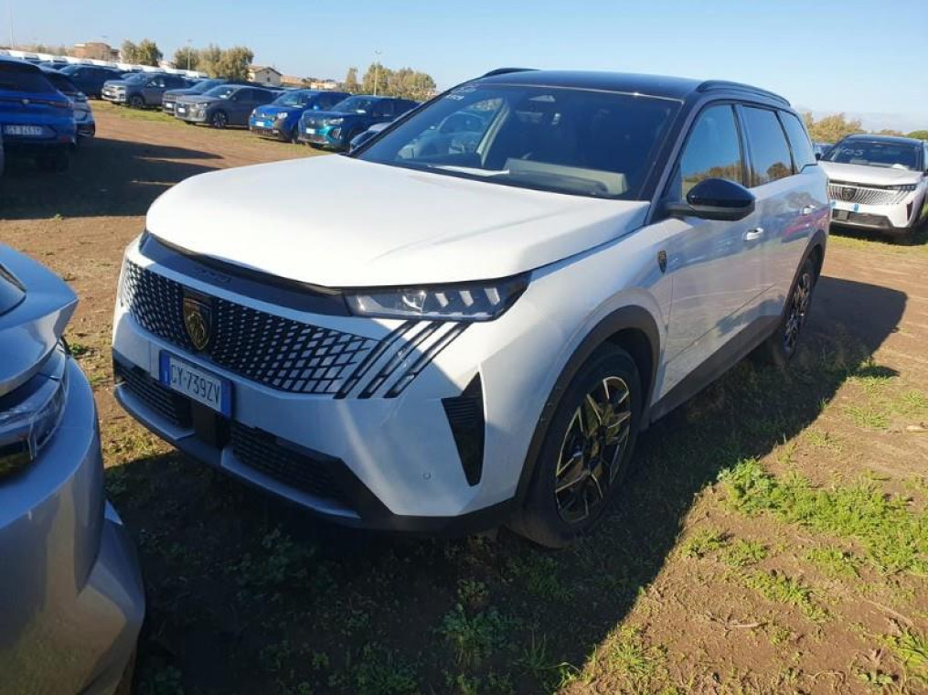 Peugeot 5008 Nouveau Hybrid 145 ch e-DCS6 GT