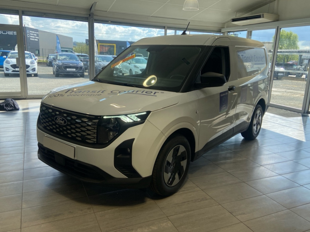 Ford Transit Courier Electrique 100 kW 136ch batterie 46 kWh Limited