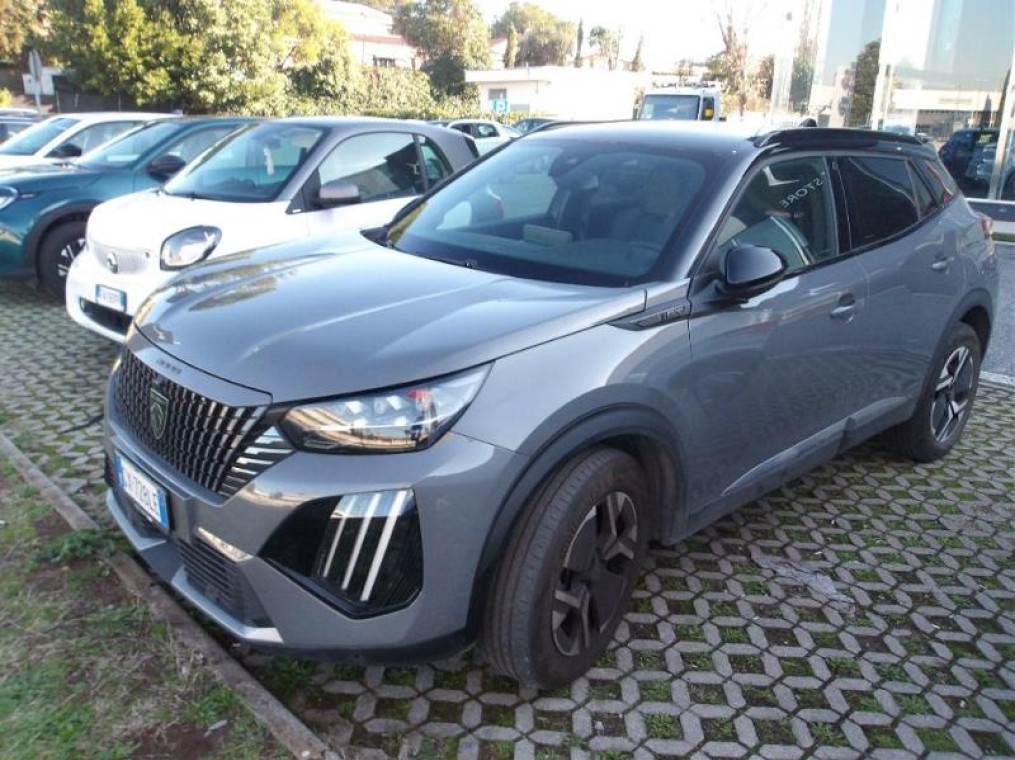 Peugeot 2008 Nouveau Hybrid 136 e-DCS6 GT