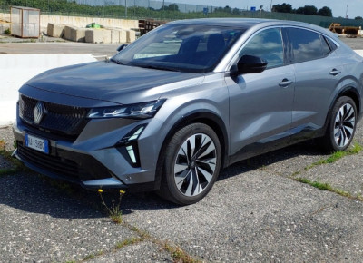 Renault RAFALE Nouveau E-Tech full hybrid 200 ch Techno
