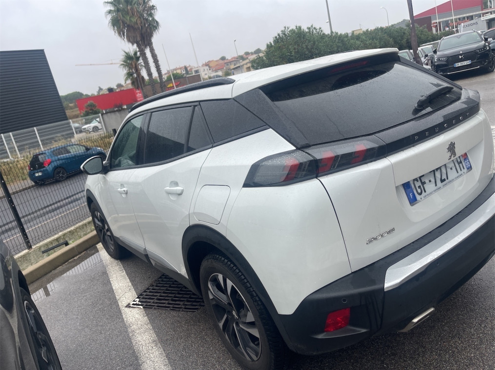 Peugeot 2008 130 S&S EAT8 Allure
