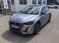 Peugeot 208 Nouvelle Hybrid 145 ch e-DCS6 GT Exclusive
