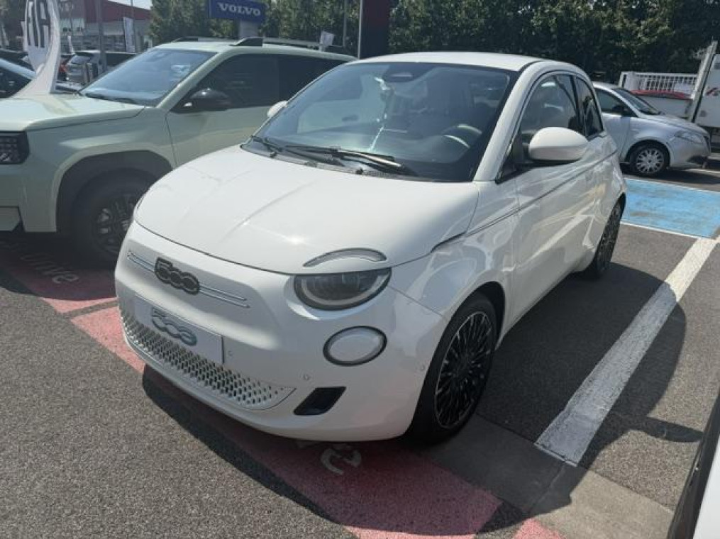 Fiat 500e BERLINE 500 e 95 ch La Prima