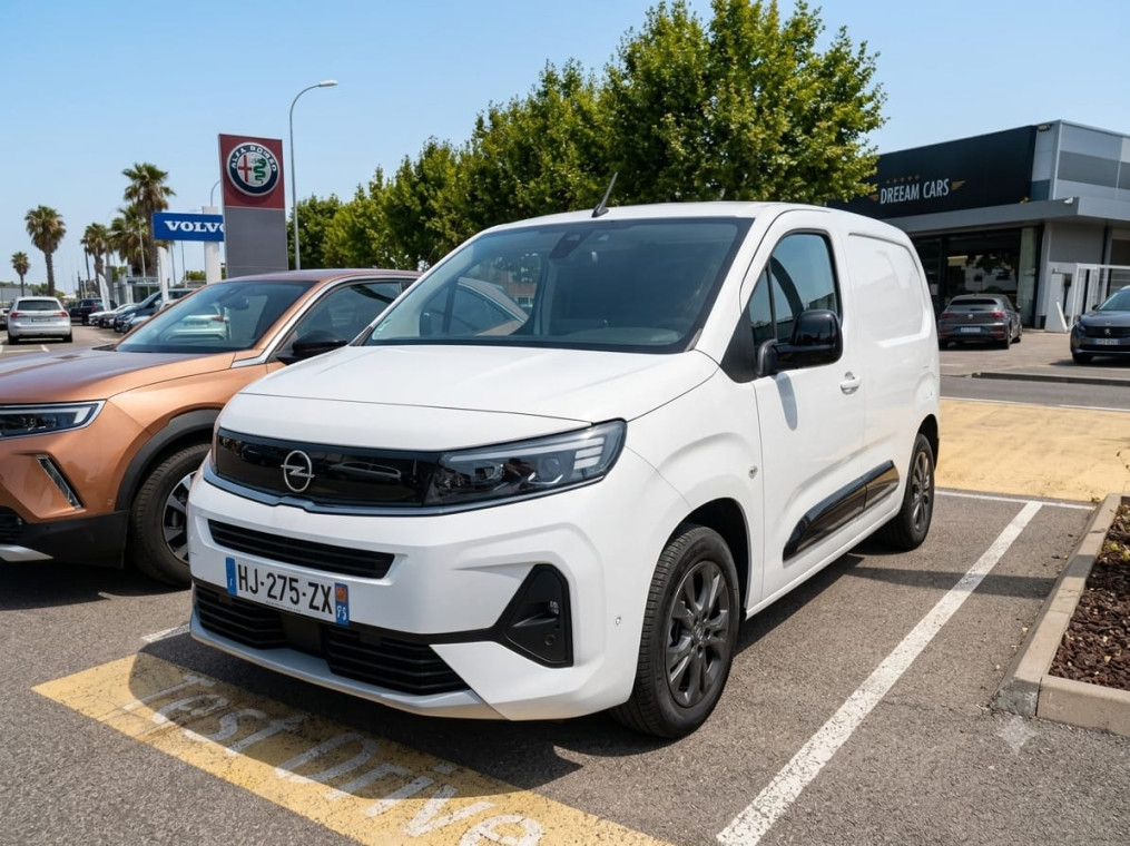 Opel Combo Cargo Nouveau M DIESEL 130 CH AUT. TECH