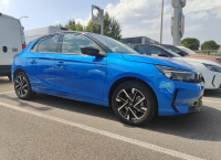 Opel CORSA 1.2 Turbo 100 ch BVM6 Colour Edition