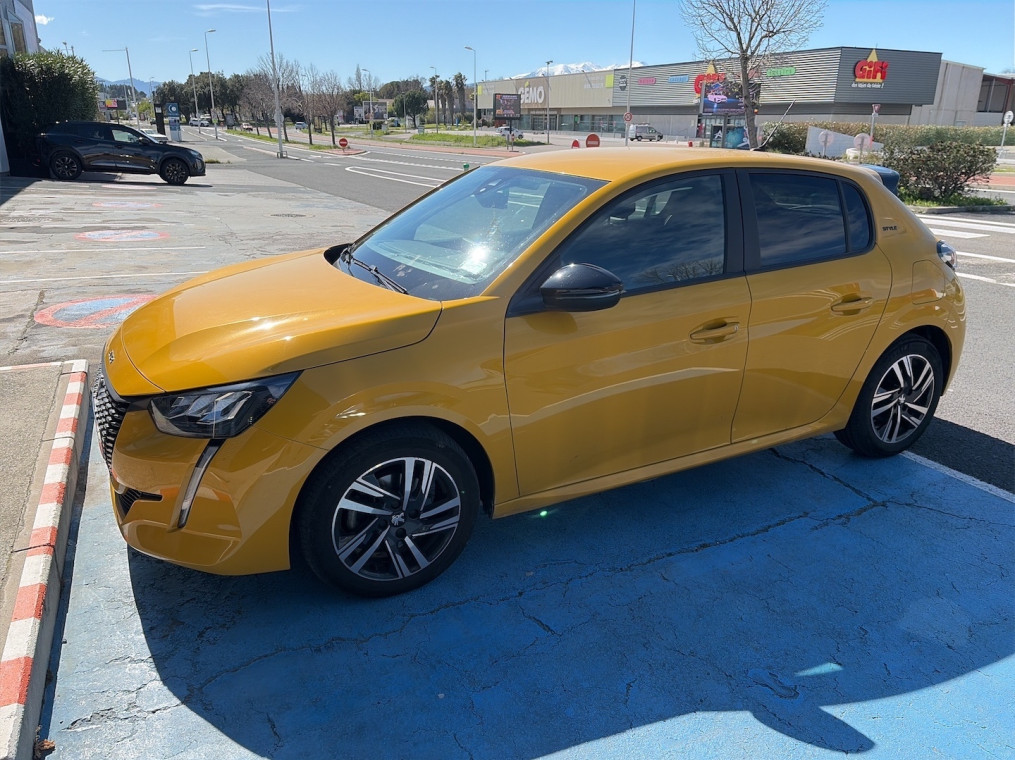 Peugeot 208 PureTech 100 S&S EAT8 Style