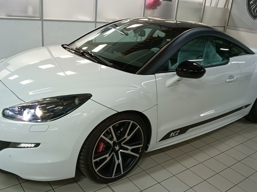 Peugeot RCZ 1.6 THP 270ch R