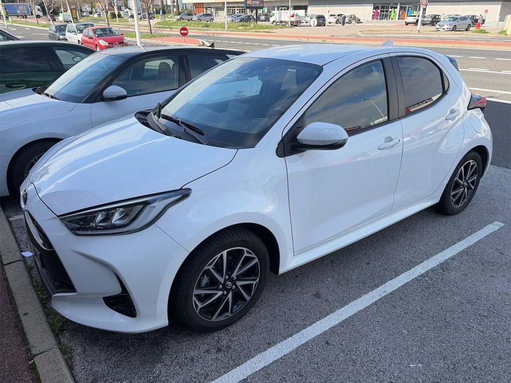 Toyota YARIS HYBRIDE 116h Collection