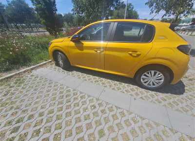Peugeot 208 PureTech 75 S&S BVM5 Like