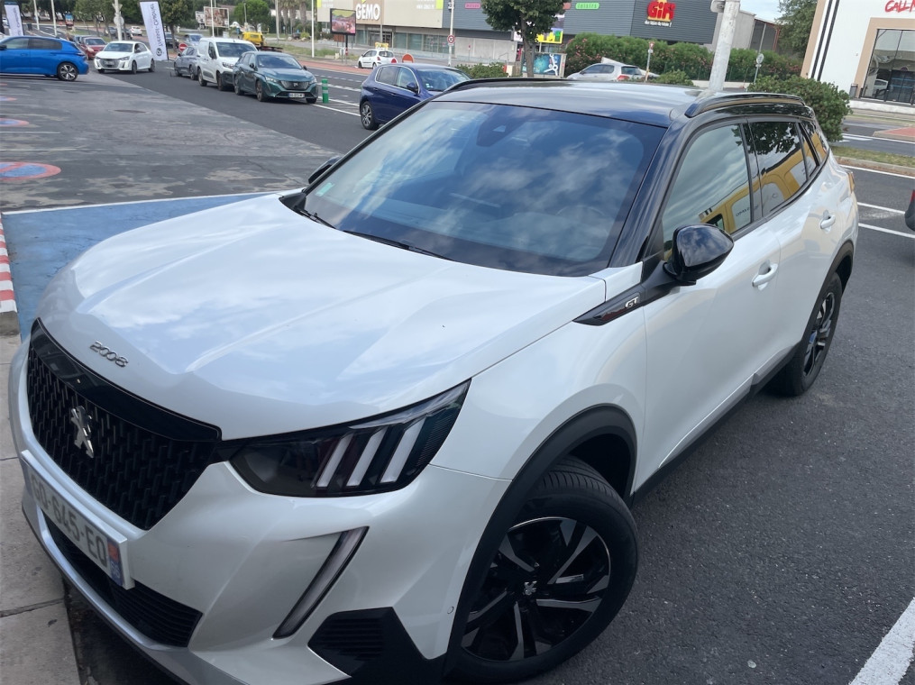 Peugeot 2008 PureTech 130 S&S EAT8 GT