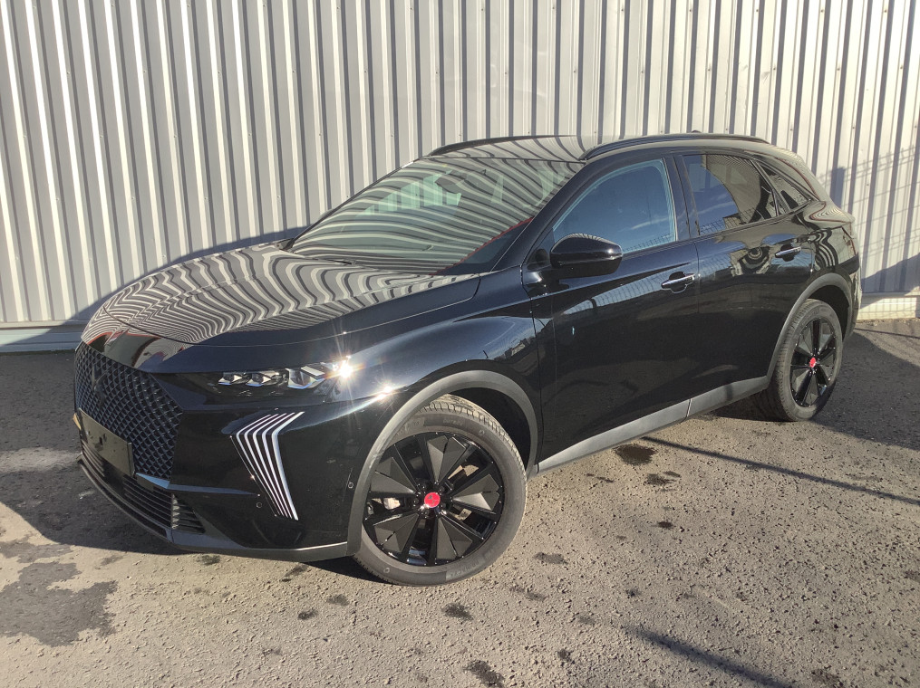 DS DS 7 Nouveau BlueHDi 130 EAT8 Performance Line +