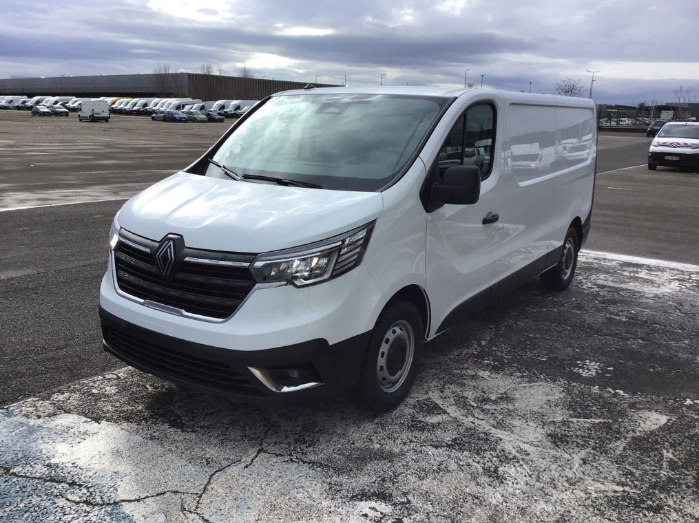 Renault TRAFIC FOURGON Nouveau FGN L2H1 3T BLUE DCI 150 GSR2 ADVANCE