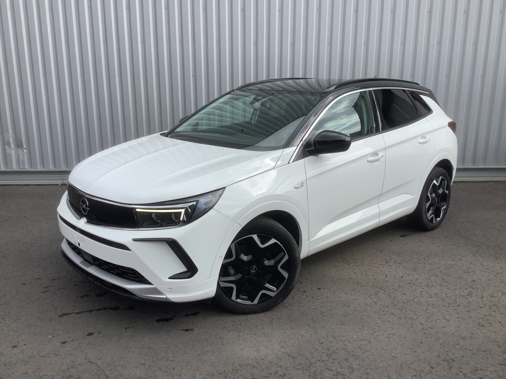 Opel GRANDLAND 1.5 Diesel 130 ch BVA8 Ultimate