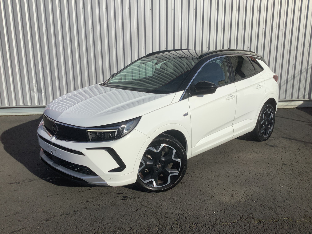 Opel GRANDLAND 1.5 Diesel 130 ch BVA8 Ultimate