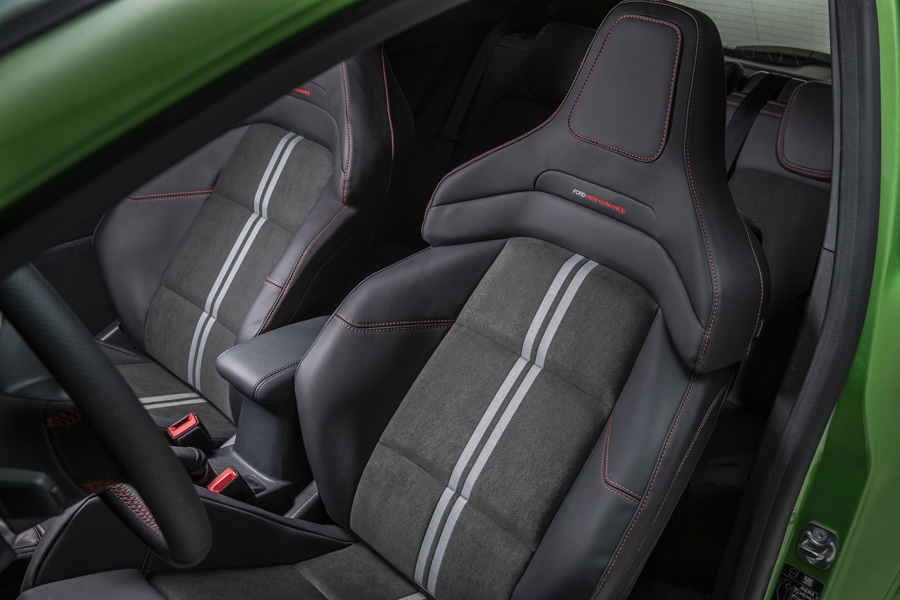 intérieur ford fiesta
